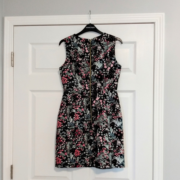 H&M Floral Pattern Dress - Picture 3 of 6